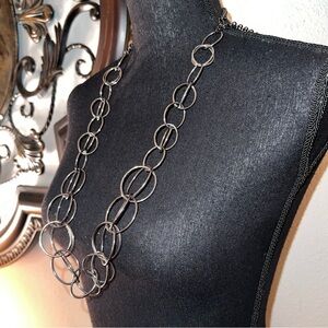 Women’s 3-D Orbital Lightweight Necklace Chainlink Belt Gun Metal Gray